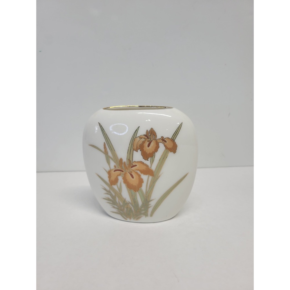 Fine China Japan Vintage Iris Bud Vase White Porcelain Gold Rim Ovoid Floral‎
